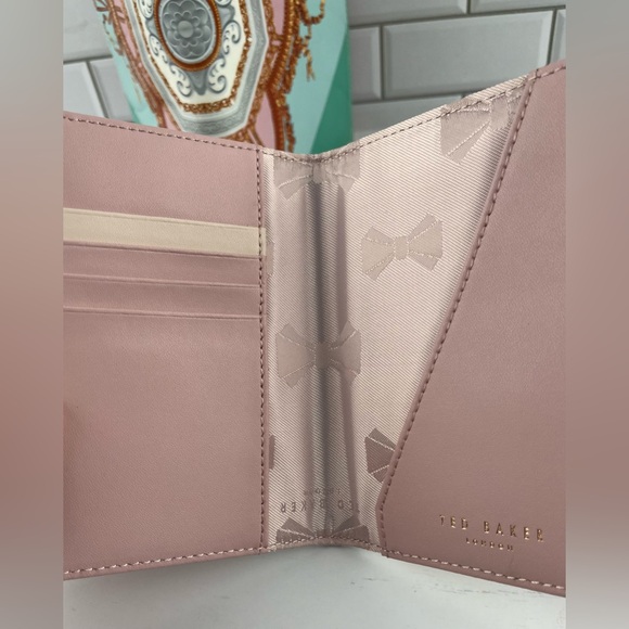 Ted Baker  Set of 3  Pieces  Travel Holder Vegan Leather  Multi Color NWOT - Picture 10 of 16